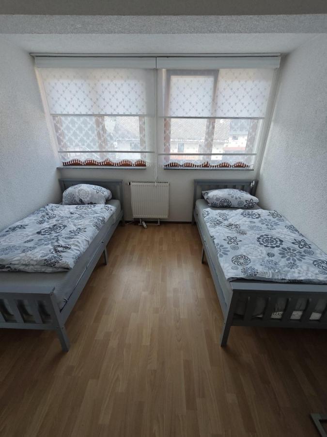 Gaestezimmer Am Aartalsee Bischoffen Exterior foto